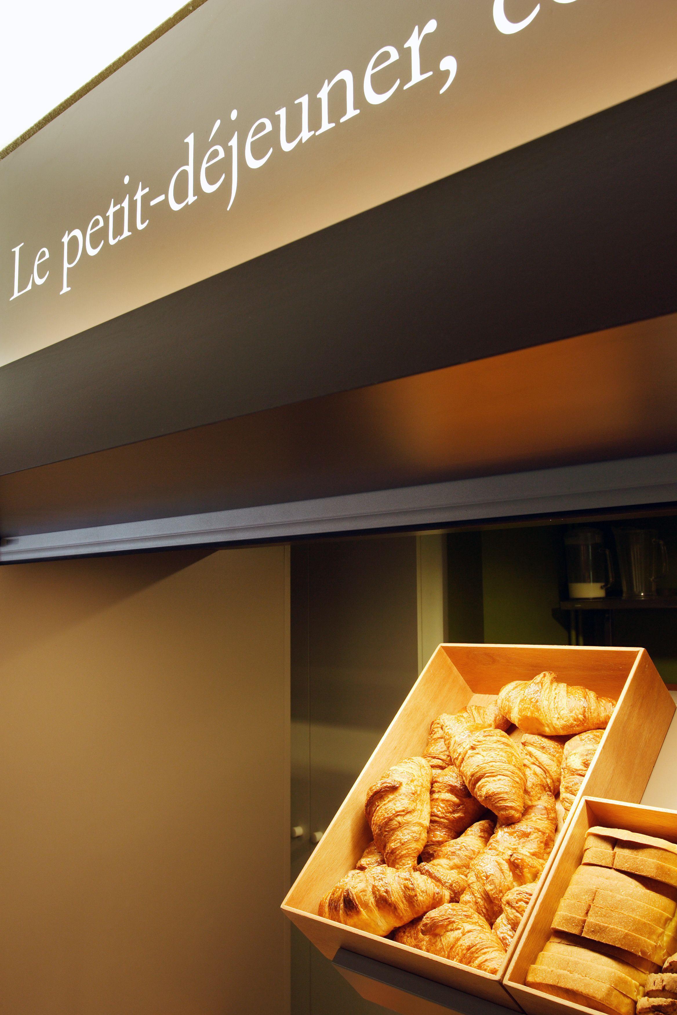 Porte De La Hotel 3*