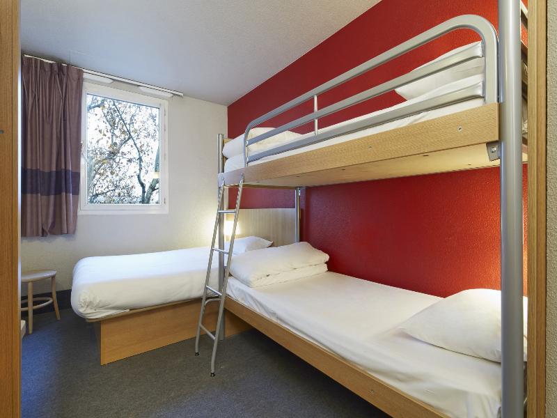 Porte De La Hotel 3*