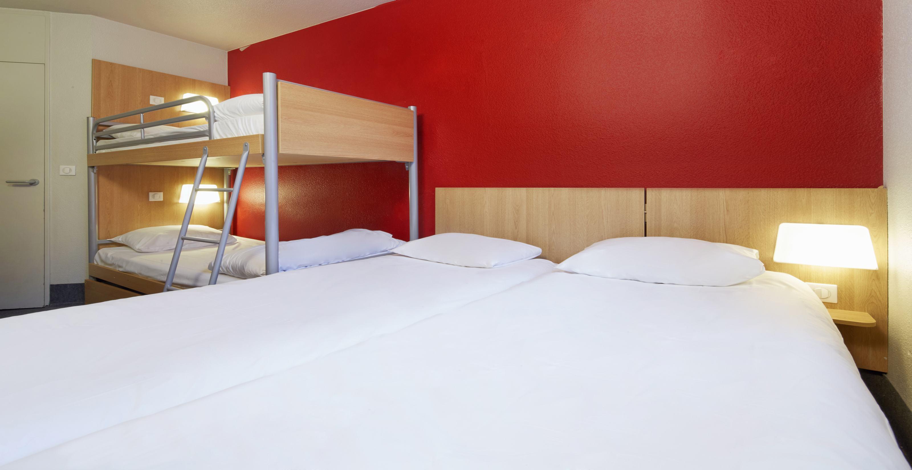 Hotel Porte De La 3*